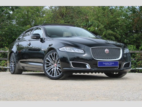 Jaguar XJ  3.0d V6 Autobiography Auto Euro 6 (s/s) 4dr (LWB)