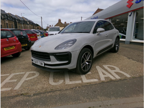 Porsche Macan 5dr PDK