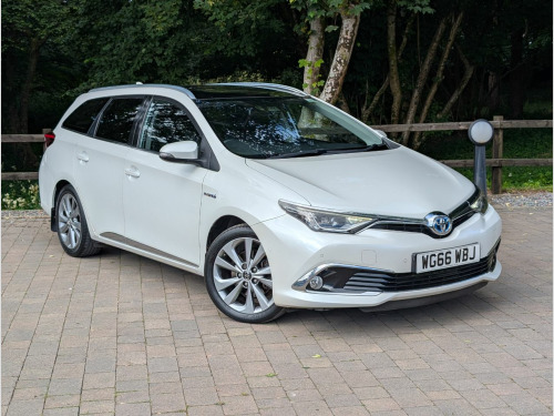 Toyota Auris  1.8 Hybrid Excel TSS 5dr CVT