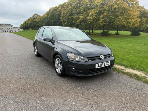 Volkswagen Golf  1.0 TSI Match Edition BlueMotion