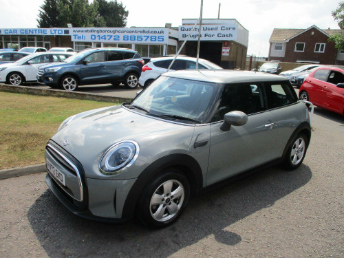 MINI Hatch  1.5 CLASSIC PETROL AUTOMATIC 3 DOOR