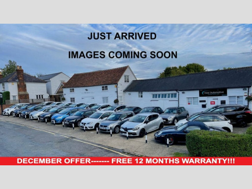 Renault Clio  0.9 TCe Signature Nav Hatchback 5dr Petrol Manual 
