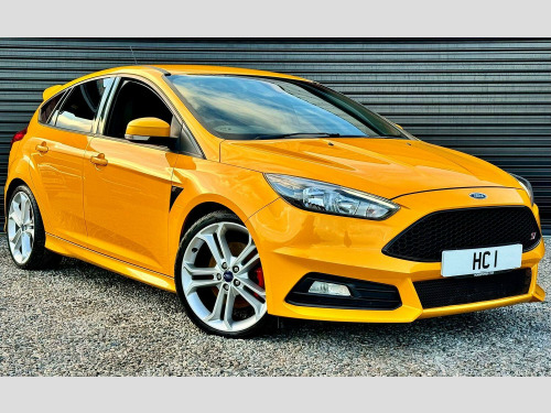 Ford Focus  2.0 T EcoBoost ST-2