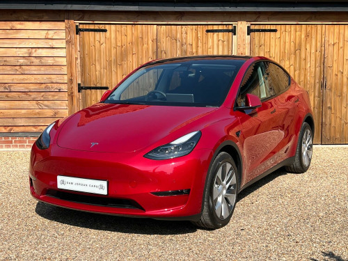 Tesla Model Y  (Dual Motor) Long Range