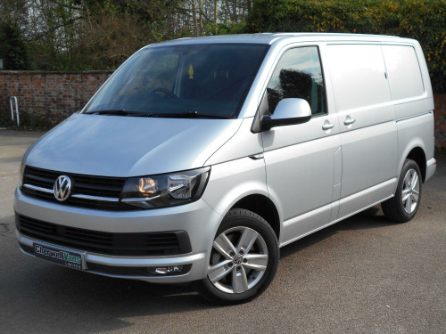 Volkswagen Transporter 2.0 BiTDI 204 bhp T32 BlueMotion Tech Highline DSG *STUNNING CONDITION HI