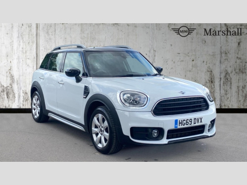 MINI Countryman  COUNTRYMAN 1.5 Cooper Classic 5dr [Comfort/Nav+ Pack]