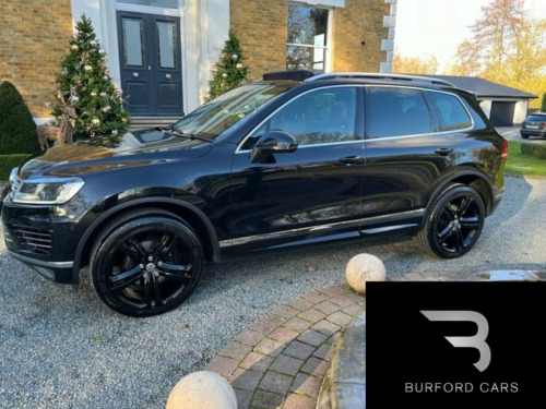 Volkswagen Touareg  3.0 TDI V6 BlueMotion Tech R-Line Plus SUV 5dr Die