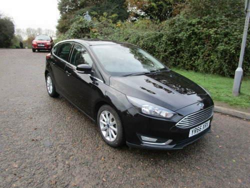 Ford Focus  1.5 TDCi 120 Titanium 5 door Diesel