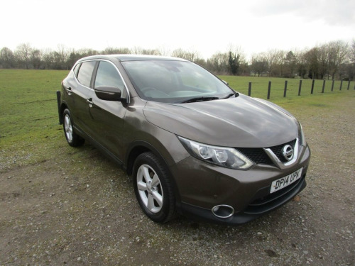 Nissan Qashqai  1.2 DiG-T Acenta Premium 5 door Petrol