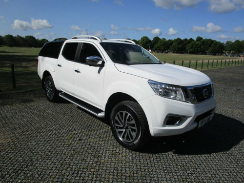 Nissan Navara  Double Cab Pick Up Tekna 2.3dCi 4WD Auto 4x4 Autom