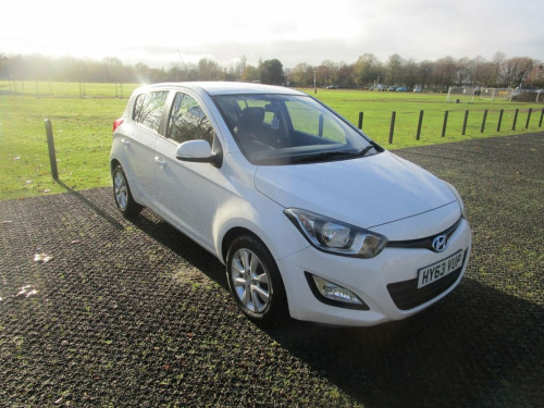 Hyundai i20  1.4 Active 5 door Auto Petrol Automatic 