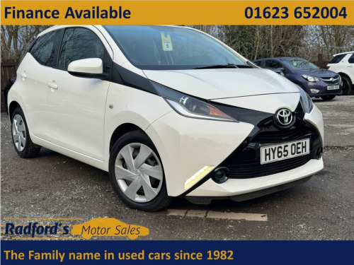 Toyota AYGO  1.0 VVT-i x-play Hatchback 5dr Petrol x-shift Euro