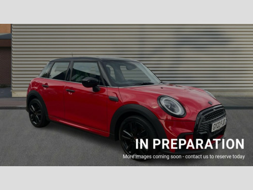 MINI Hatchback  HATCHBACK 1.5 Cooper Sport 5dr [Comfort Pack]