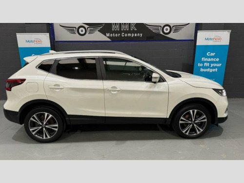 Nissan Qashqai  1.3 DIG-T N-Connecta SUV 5dr Petrol Manual Euro 6 