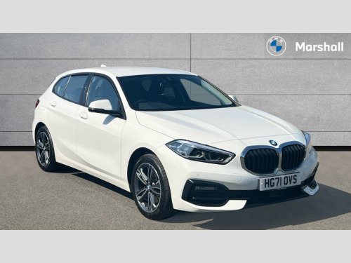 BMW 1 Series  1 SERIES 118i [136] Sport 5dr