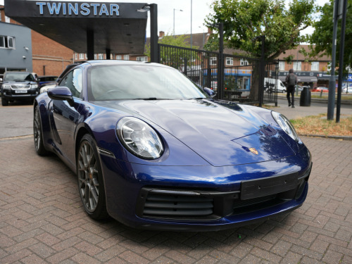 Porsche 911  3.0T 992 Carrera 4S Coupe 2dr Petrol PDK 4WD Euro 6 (s/s) (450 ps)