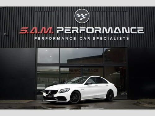 Mercedes-Benz C-Class  4.0 C63 V8 BiTurbo AMG