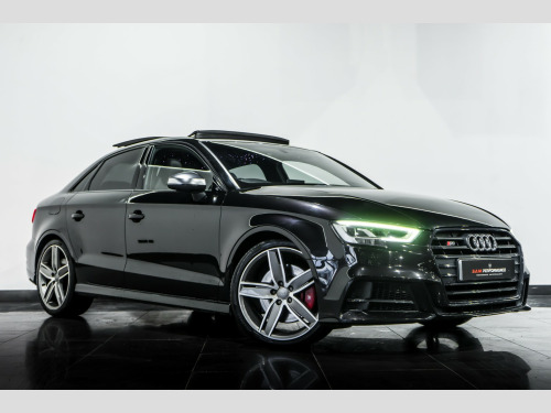 Audi S3  2.0 TFSI Black Edition 