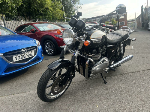 Triumph Bonneville 865