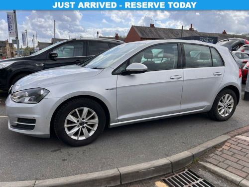 Volkswagen Golf  1.6 TDI BlueMotion Hatchback 5dr Diesel Manual Eur