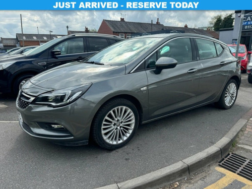Vauxhall Astra  1.6 CDTi ecoFLEX Elite Nav Hatchback 5dr Diesel Ma