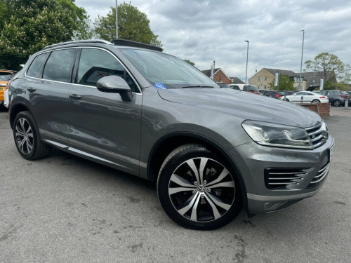 Volkswagen Touareg  3.0 TDI V6 BlueMotion Tech R-Line SUV 5dr Diesel T
