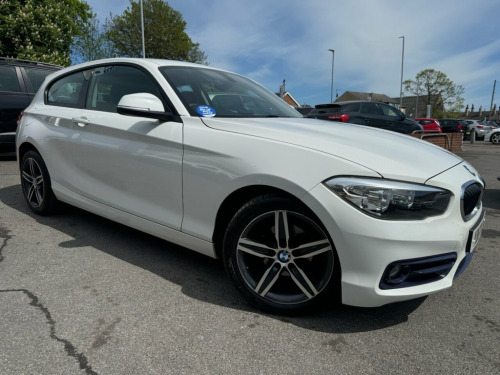 BMW 1 Series  1.5 118i Sport Hatchback 3dr Petrol Manual Euro 6 