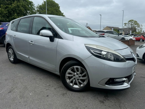 Renault Grand Scenic  1.5 dCi ENERGY Dynamique TomTom MPV 5dr Diesel Man
