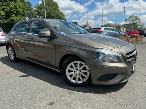 Mercedes-Benz A-Class A180 1.6 A180 BlueEfficiency SE Hatchback 5dr Petrol Ma