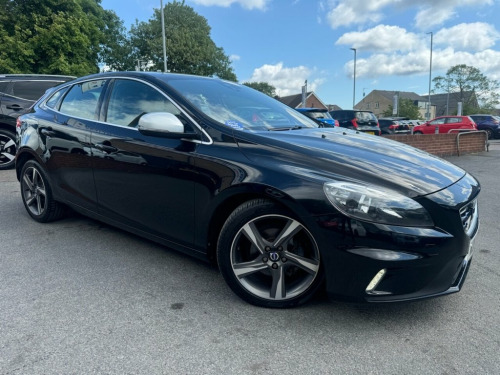 Volvo V40  1.6 D2 R-DESIGN 5d 113 BHP