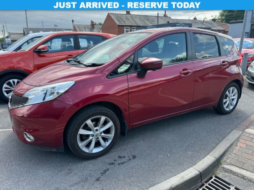 Nissan Note  1.2 DIG-S Tekna Hatchback 5dr Petrol Manual Euro 5