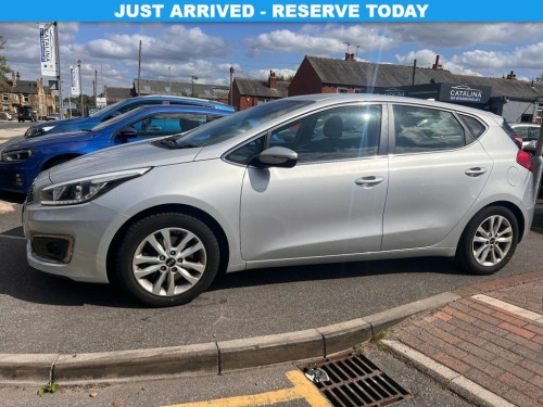 Kia ceed  1.6 CRDi 2 Hatchback 5dr Diesel DCT Euro 6 (s/s) (