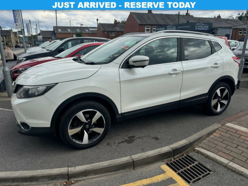 Nissan Qashqai  1.5 dCi n-tec+ SUV 5dr Diesel Manual 2WD Euro 5 (s