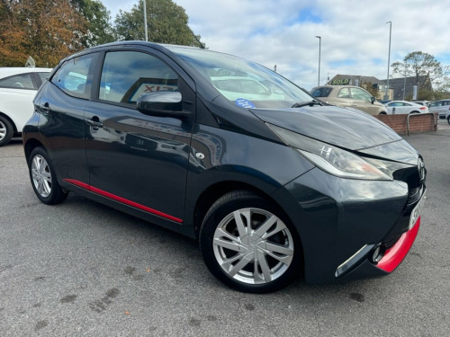 Toyota AYGO  1.0 VVT-i x-pression x-wave 5dr Petrol Manual Euro