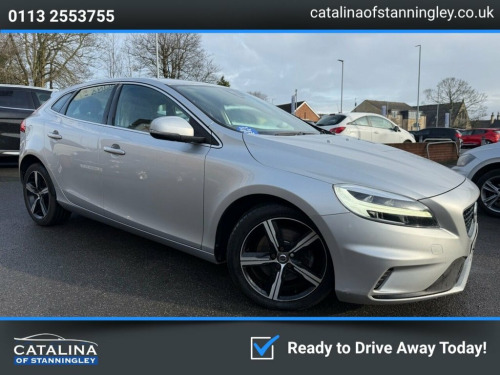 Volvo V40  2.0 T3 R-Design Nav Plus Hatchback 5dr Petrol Manu 