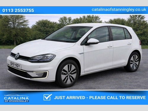 Volkswagen Golf  35.8kWh e-Golf Hatchback 5dr Electric Auto (136 ps 