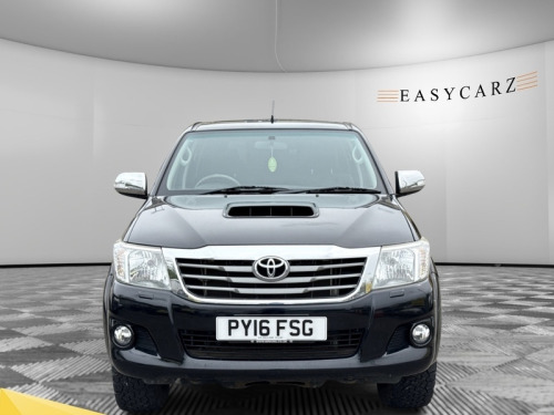 Toyota Hi-Lux  INVINCIBLE 4X4 D-4D DCB