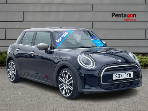 MINI Hatch  1.5 Cooper Exclusive Hatchback 5dr Petrol Manual Euro 6 (s/s) (136 Ps)