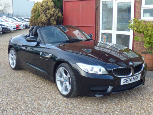 BMW Z4 Z4 2.0 Z4 sDrive18i Roadster CONVERTIBLE COMES WITH 15 MONTHS WARRANTY