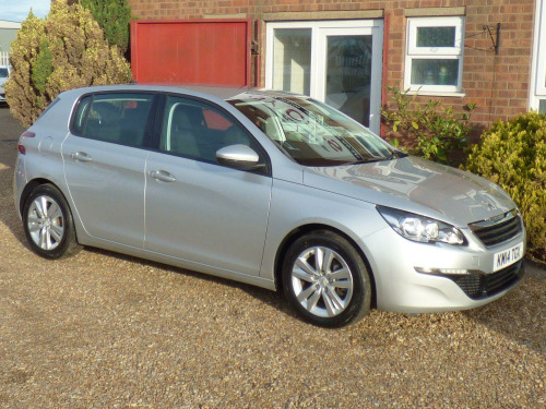 Peugeot 308  1.6 e-HDi Active **Â£0 ROAD TAX** **FULL SERVICE HISTORY** **15 MONTHS WARR