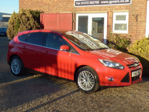 Ford Focus  1.0 T EcoBoost Zetec **Â£20 tax** **FULL SERVICE HISTORY** **15 MONTHS WARR