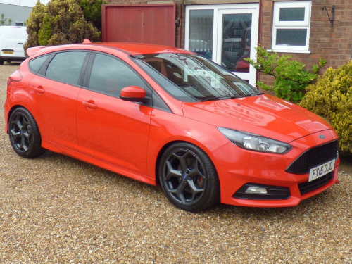 Ford Focus  2.0 TDCi ST-2 **Â£20 TAX** **15 MONTHS WARRANTY** **12 MONTHS MOT**