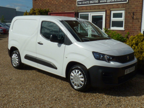Peugeot Partner  1.5 BlueHDi 1000 Professional **15 MONTHS WARRANTY** **12 MONTHS MOT** **2 
