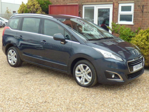 Peugeot 5008  1.6 BlueHDi Active **7 SEATER** **2 OWNERS** **£35 TAX** **FULL SERVICE HIS