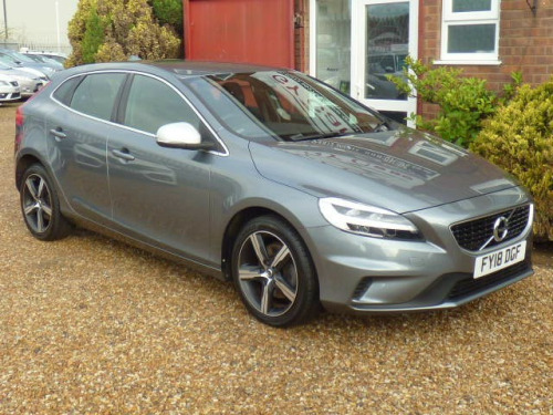 Volvo V40  2.0 R-Design T2 5-DOOR, 15 MONTHS WARRANTY, 12 MONTHS MOT, FULL SERVICE HIS