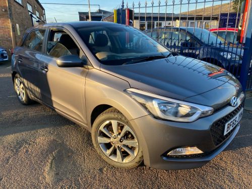 Hyundai i20  (65 plate) 1.2 SE 5 door - 35 Road Tax