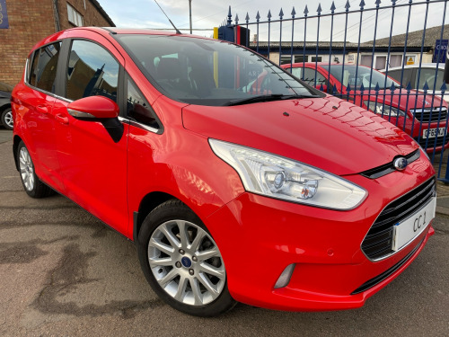 Ford B-Max  1.6 Titanium X Navigator 5 door Automatic Low Miles