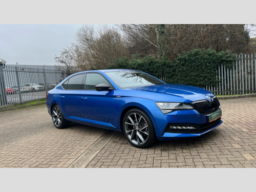 Skoda Superb  Superb Hatch SportLine Plus 2.0 TDI 150 PS DSG