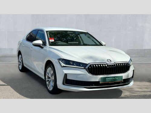 Skoda Superb  Skoda Superb Hatchback 1.5 TSI e-TEC SE L 5dr DSG