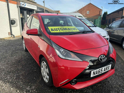 Toyota AYGO  1.0 VVT-i x-play 